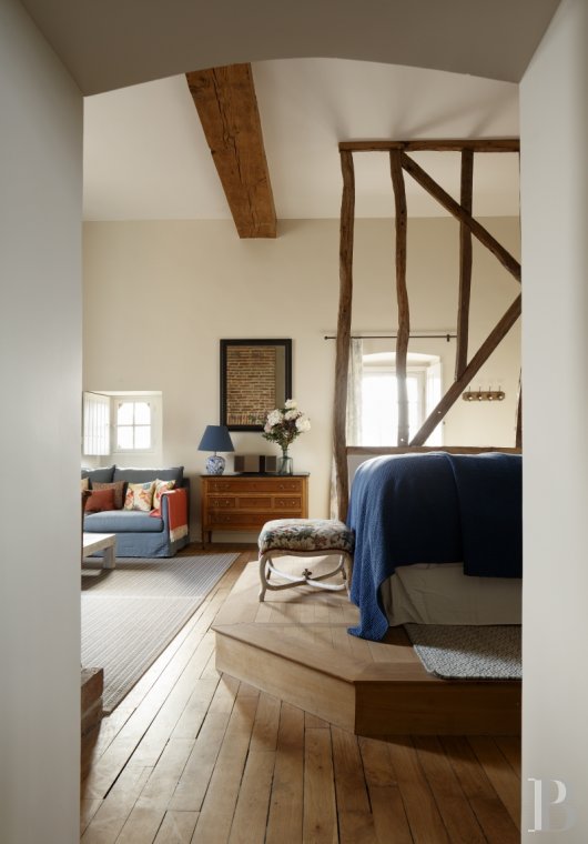 A 17th century chateau's outbuildings transformed into guest suites near to Fontainebleau - photo  n°11