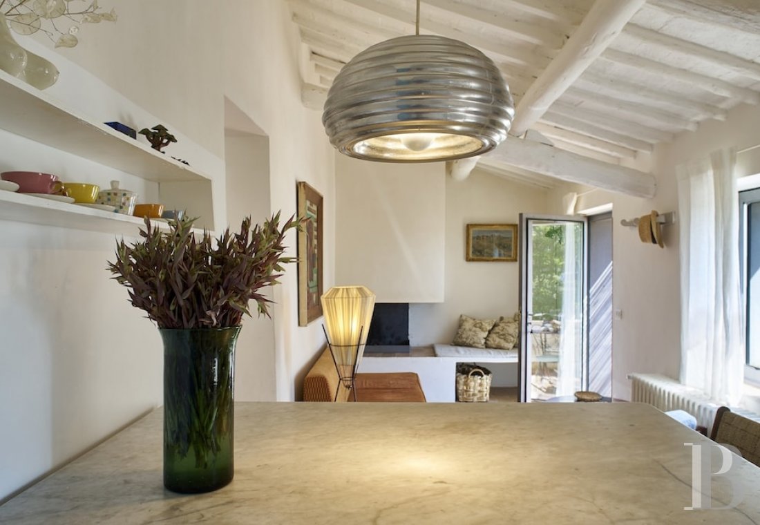 A former farmhouse inspired by design and transformed into guest cottages  in Tuscany, to the north of Siena - photo  n°33