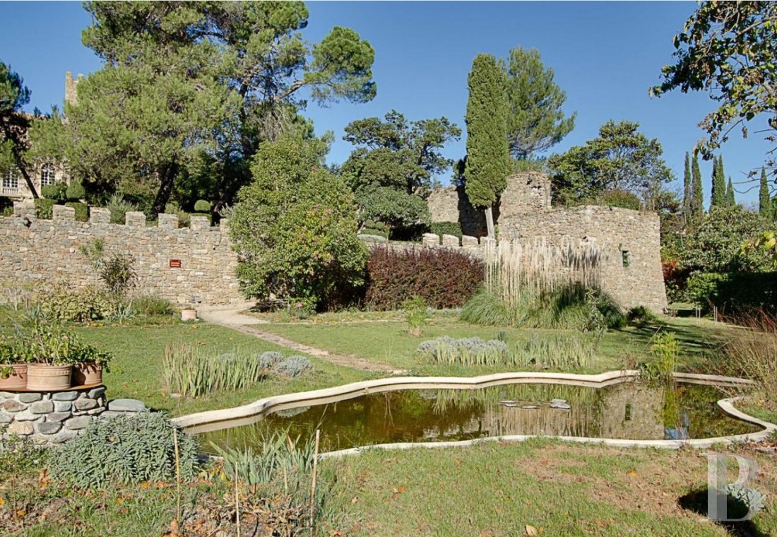 In Minervois, a former 12th century fortress transformed into a comfortable home - photo  n°3