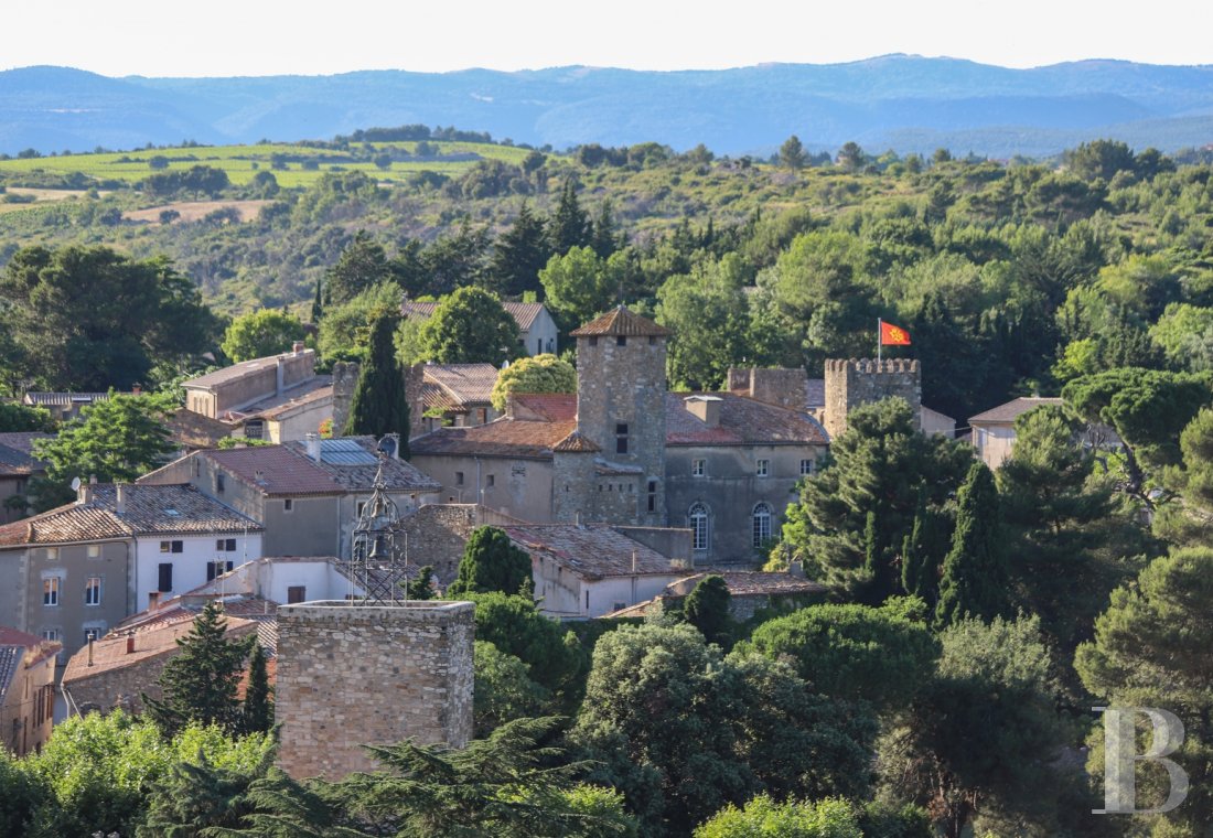 In Minervois, a former 12th century fortress transformed into a comfortable home - photo  n°4