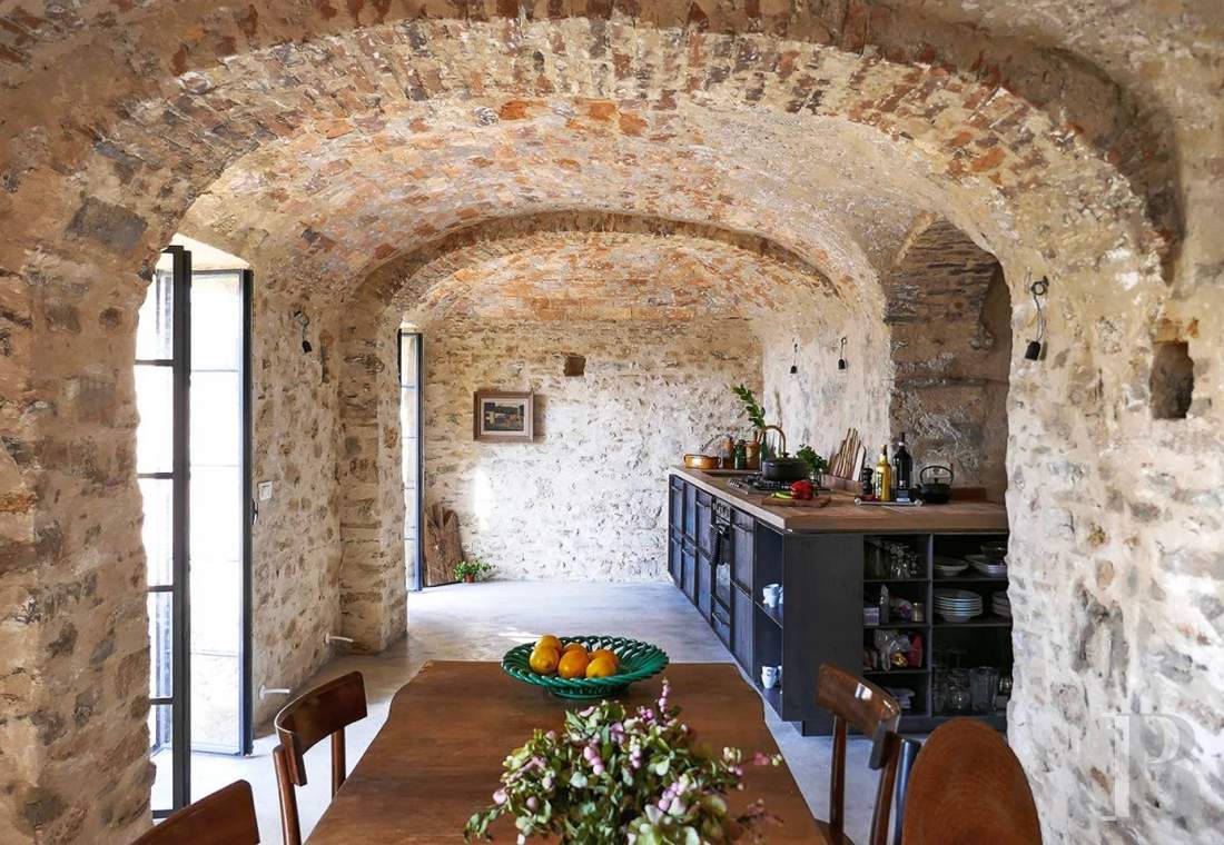 A village house saved from abandon between the sea and the mountains in Liguria - photo  n°15
