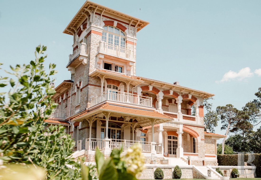 Patrice Besse - Wedding - Receptions - Aquitaine - An early 20th-century  villa with Italian accentsin Lanton, in the Arcachon basin