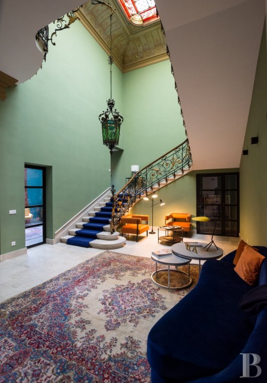 A late 19th century mansion in Arles designed by a famous city architect - photo  n°5