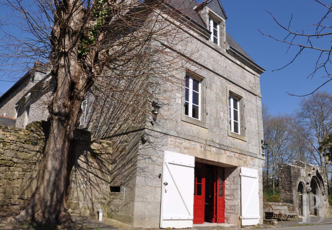 A 16th century manor house that welcomes creativity in Finistère, on the outskirts of Quimper - photo  n°13