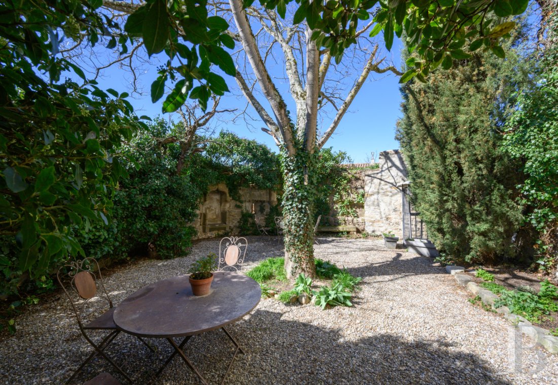 chateaux for sale France midi pyrenees   - 13