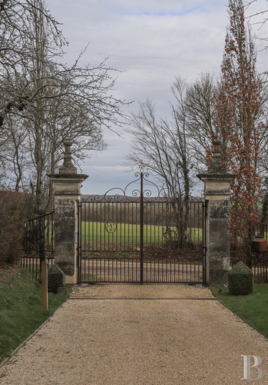 France mansions for sale burgundy   - 21
