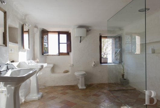A traditional house on the edge of the village of Deià, on the island of Majorca - photo  n°16
