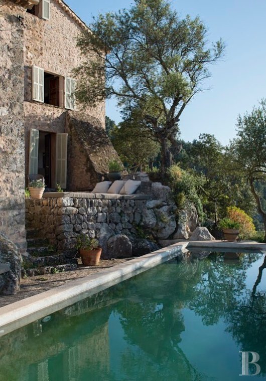 A traditional house on the edge of the village of Deià, on the island of Majorca - photo  n°27