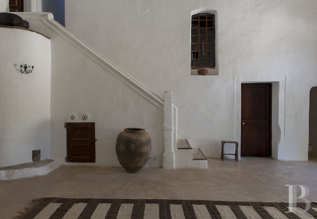 A traditional house on the edge of the village of Deià, on the island of Majorca - photo  n°10