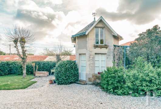 mansion houses for sale France pays de loire   - 18