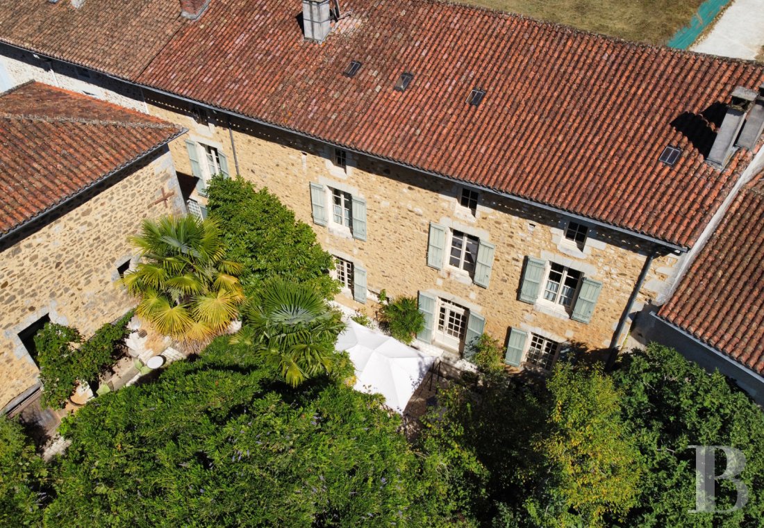 mansion houses for sale France aquitaine   - 1