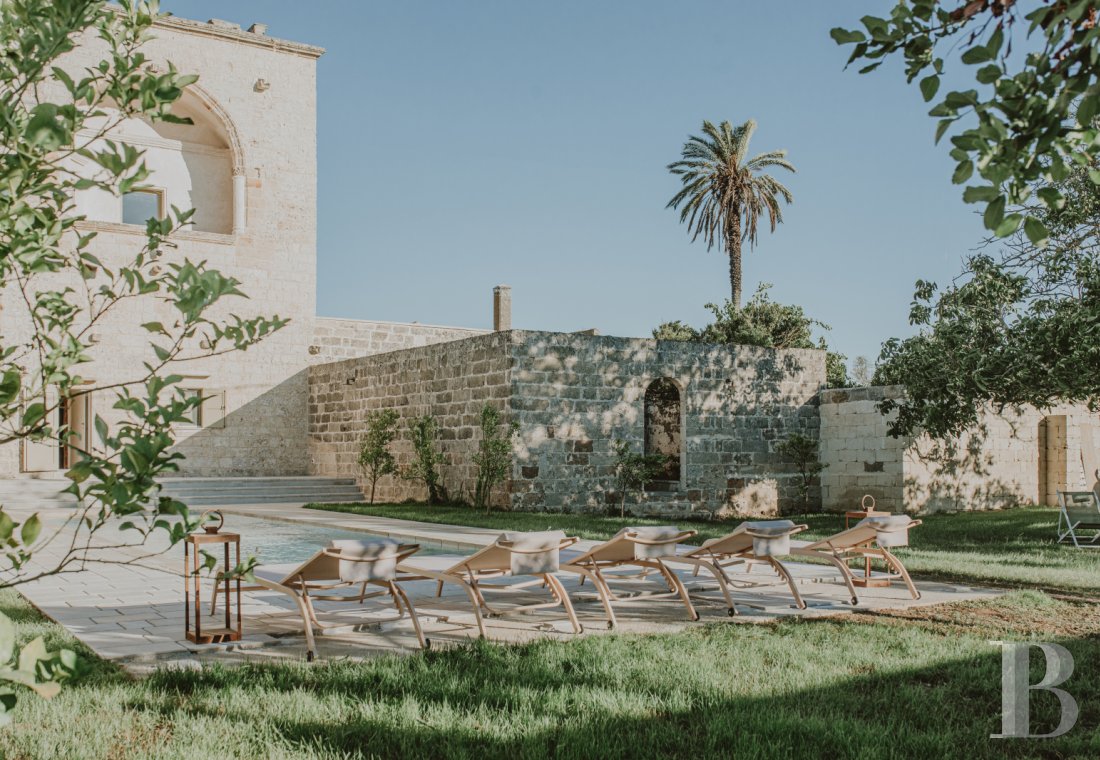A former watch tower transformed into an elegant patrician residence in Puglia, near to Nardo - photo  n°10