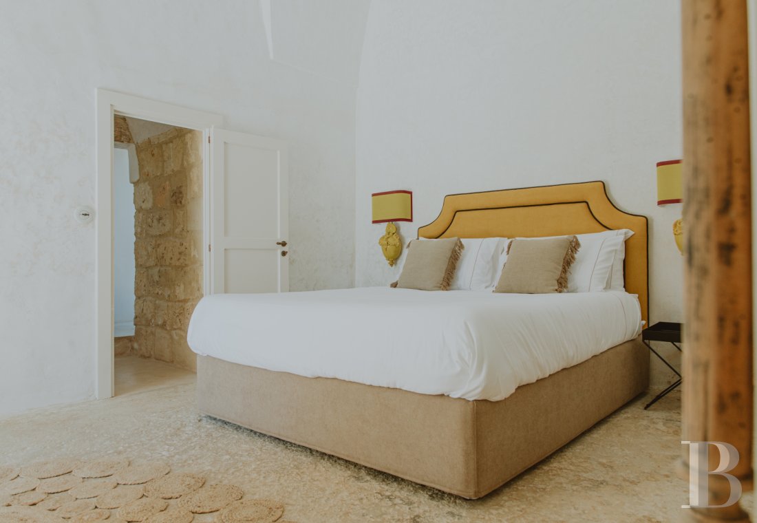 A former watch tower transformed into an elegant patrician residence in Puglia, near to Nardo - photo  n°32