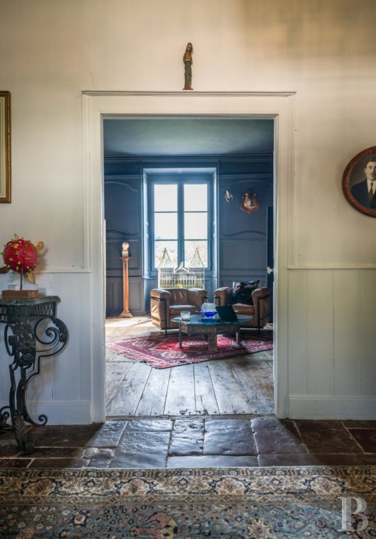 An old 16th century noble house revived with an unconventional flare in Corrèze, Meyssac - photo  n°6