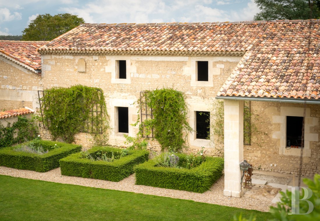 A former vineyard converted into a family home in Charente-Maritime, between Saintes and Royan - photo  n°36