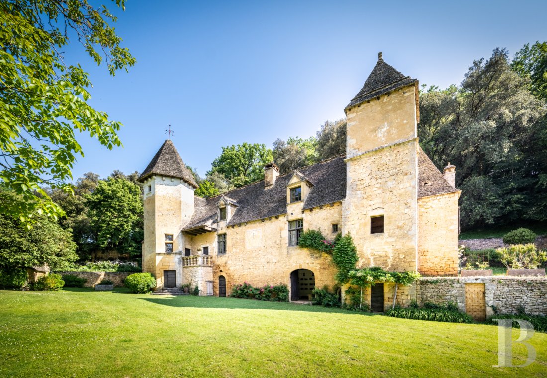 An independent flat in a 15th-century château in the Périgord Noir, north of Sarlat-la-Canéda  - photo  n°19