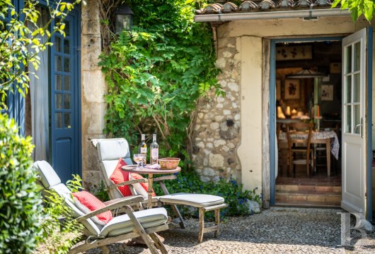 A welcoming 16th-century village house south of Bergerac in the Dordogne  - photo  n°2