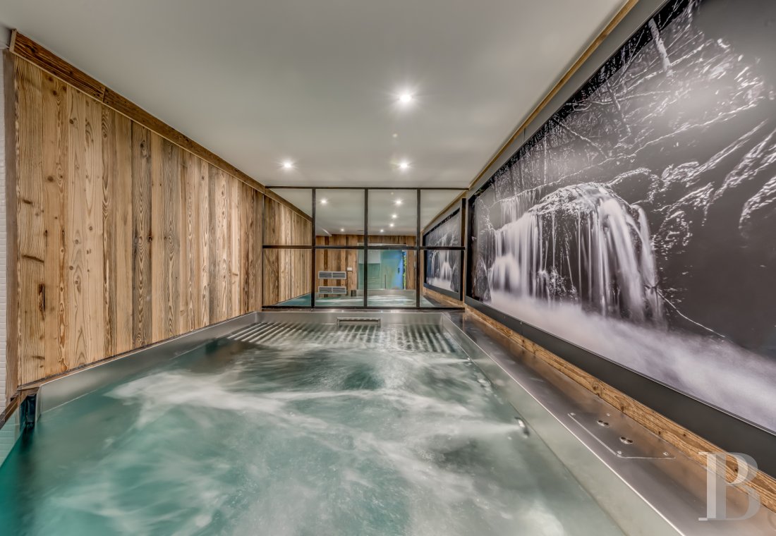 A former village house completely renovated to create a luxurious chalet in Tignes-les-Brévières in Savoie - photo  n°24