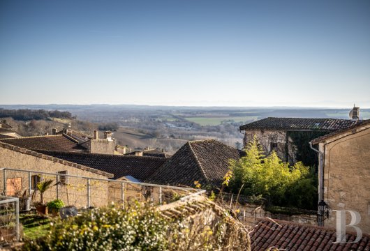 Castles for sale in France - French houses for sale - Buy a property in  France - Character houses for sale in France