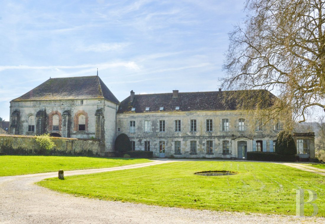 castles for sale France champagne ardennes   - 3