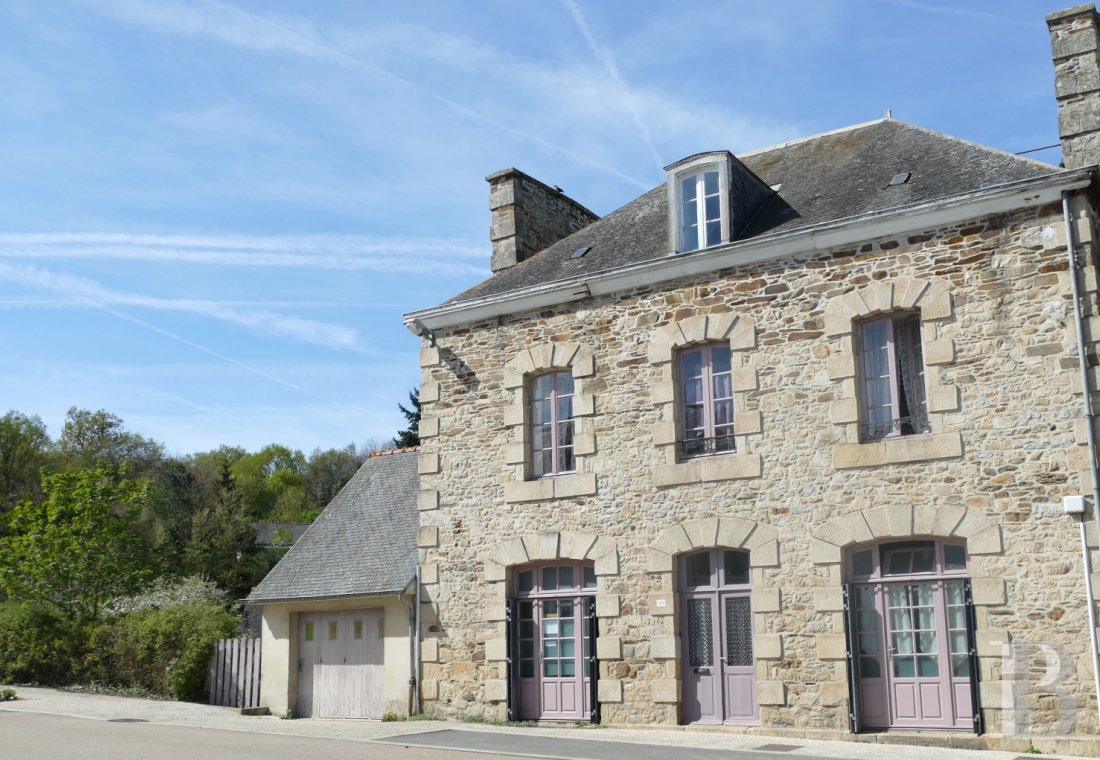 character properties France brittany   - 1