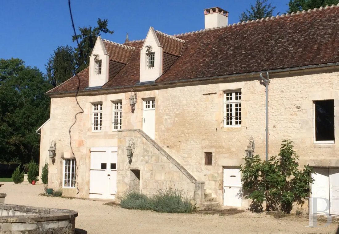 An 18th century estate open for holidays on the banks of the Yonne, to the south of Auxerre - photo  n°34