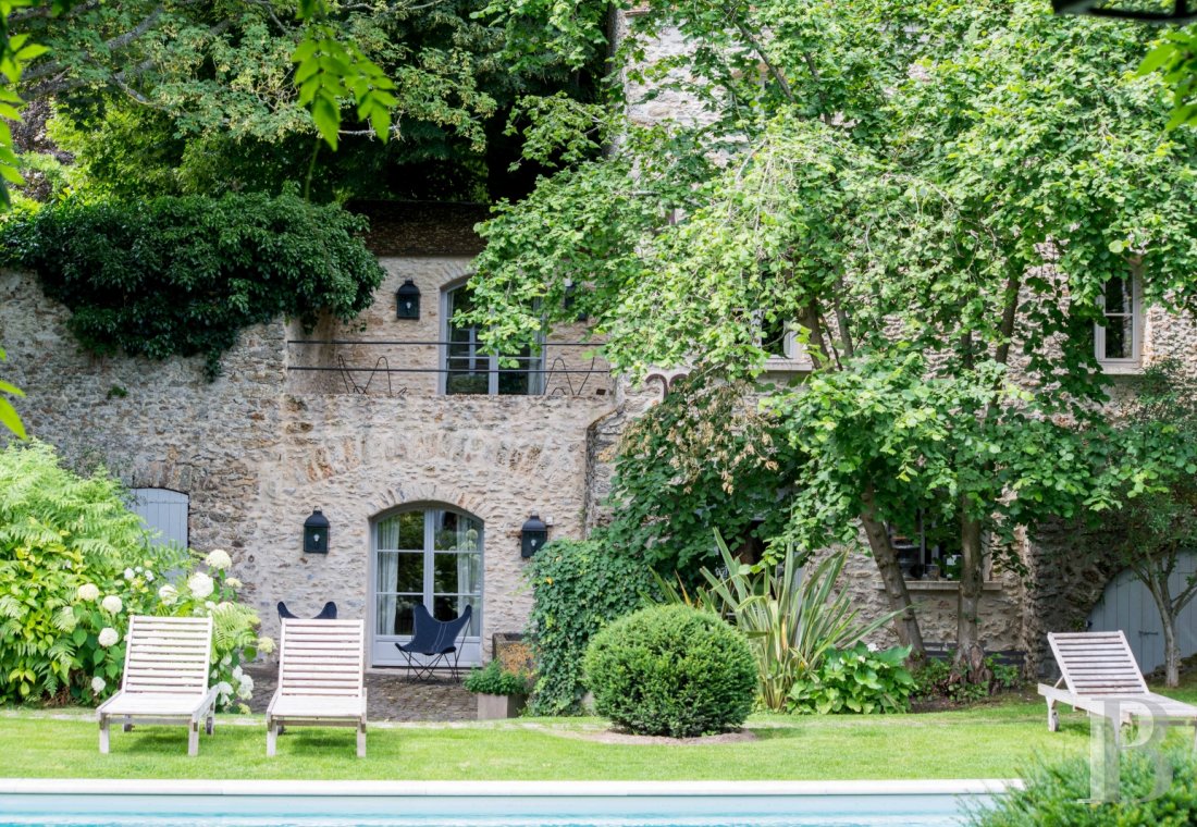 A classic and elegant house for relaxing weekends, family gatherings and important meetings just 50 kilometres from Paris  - photo  n°3