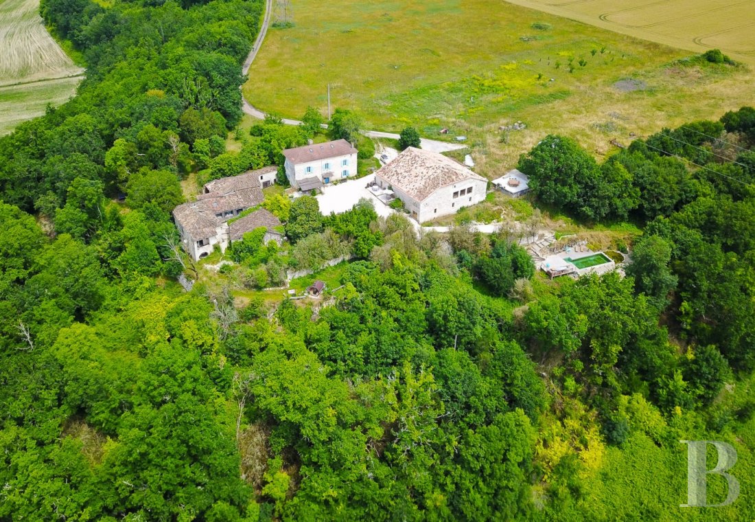 A revitalising hamlet surrounded by nature  in the Tarn-et-Garonne, to the east of Agen - photo  n°1