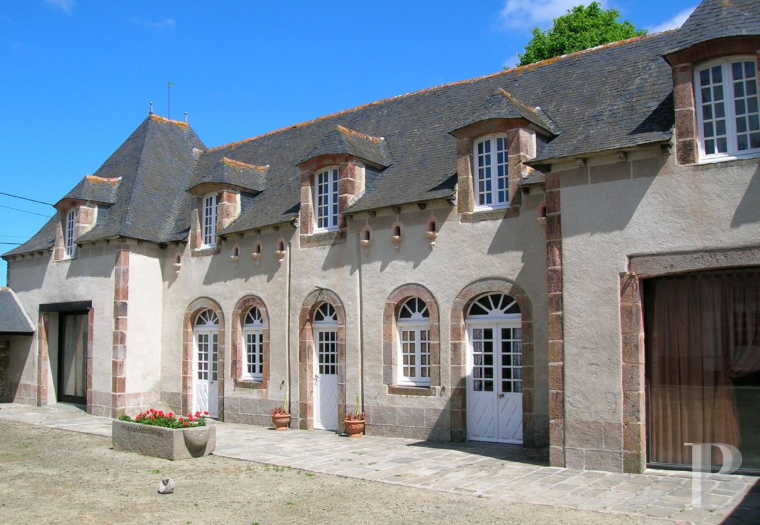 France mansions for sale brittany manor for - 2