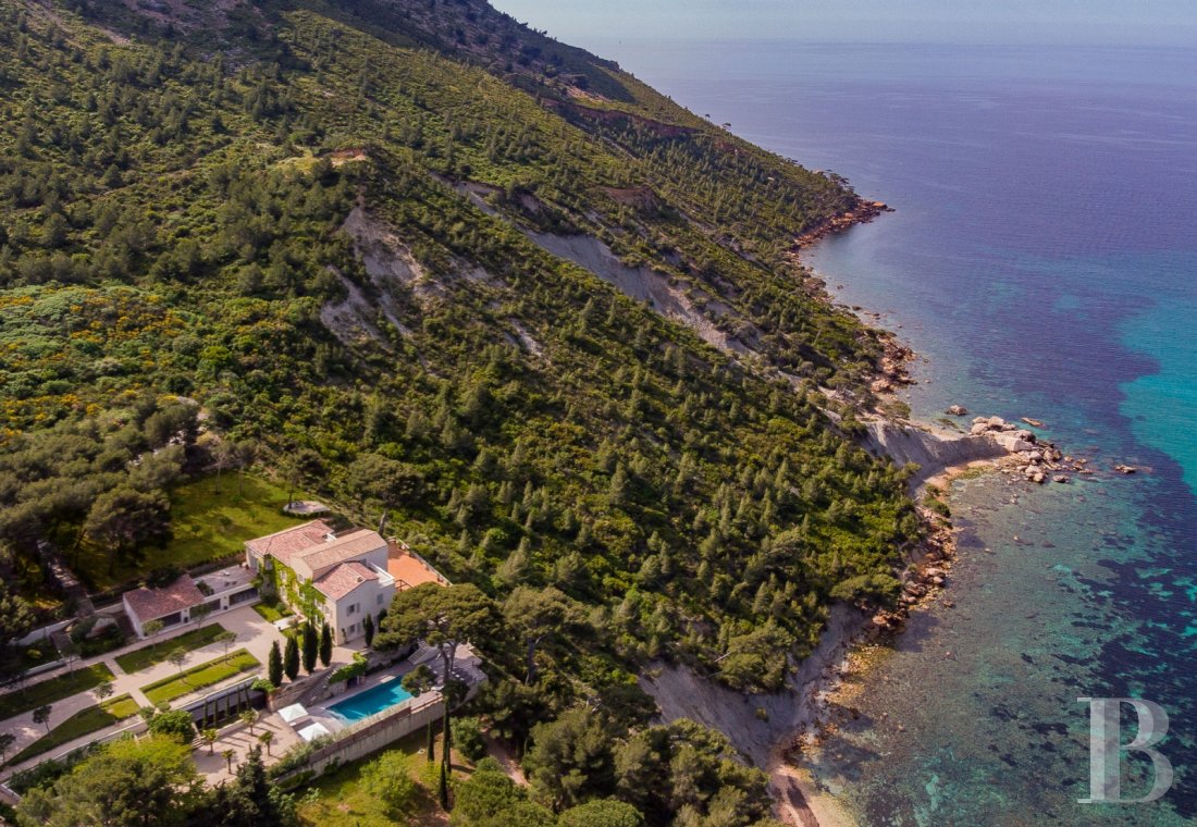 A estate with sixty hectares of land and only the Mediterranean on the horizon in Cassis - photo  n°29