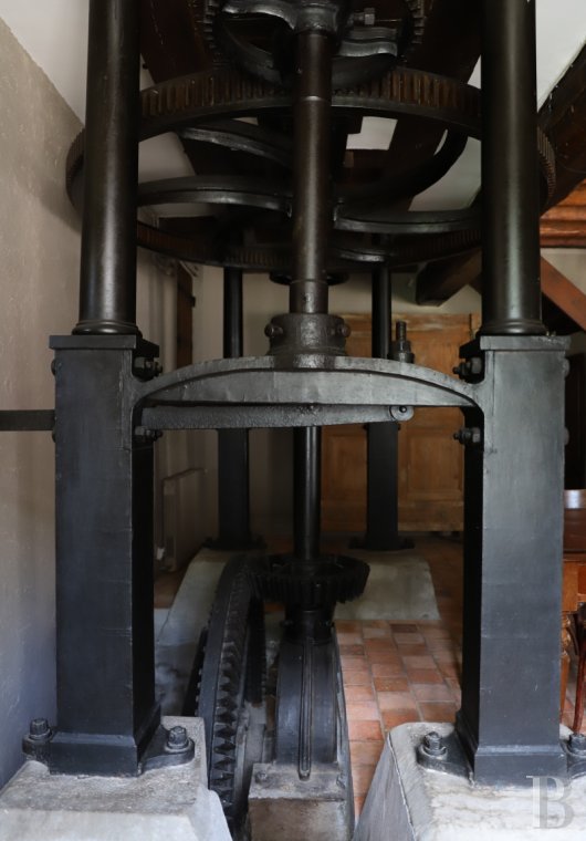 A former water mill at the heart of a vast equestrian estate in the Chevreuse valley - photo  n°22