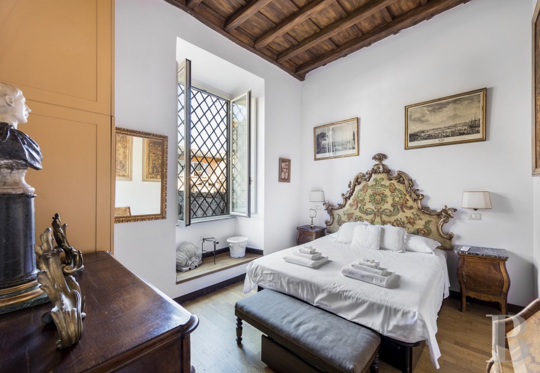 An apartment in a 16th century palazzo very close to Piazza Navona in Rome - photo  n°16