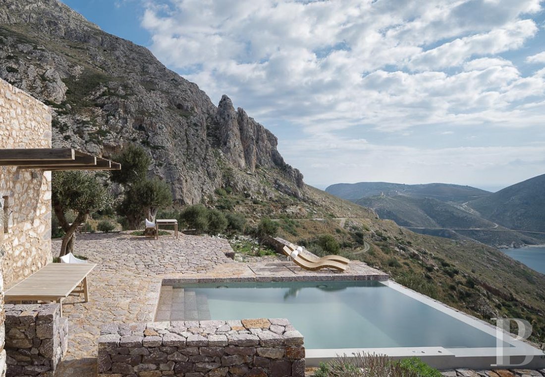 An old tower house transformed into an intimate hotel with expansive views of the Mani peninsula, to the south of the Peloponnese - photo  n°30