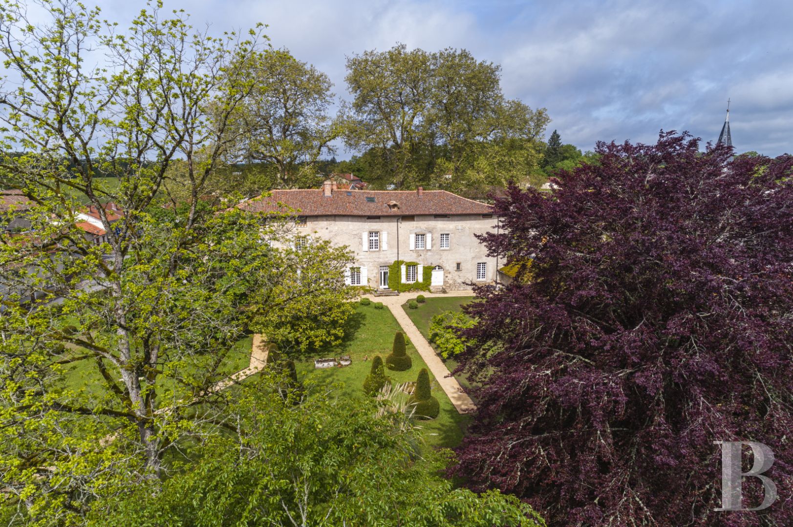 Patrice Besse seasonal rental Limousin A large 18th century house