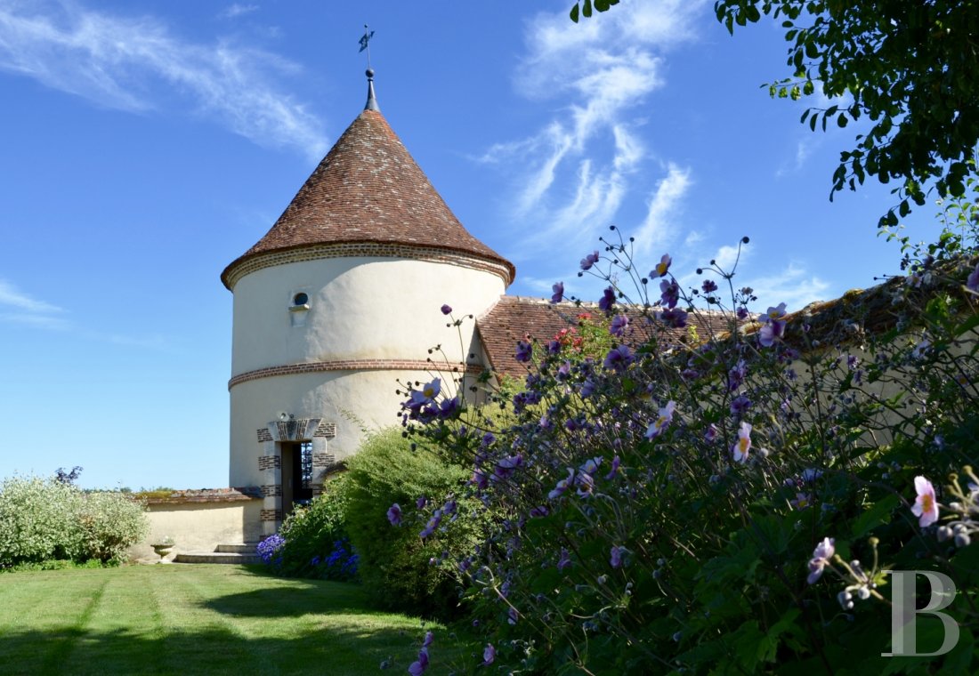 A guesthouse and spa like no other,  just an hour and a half from Paris in the heart of the Puisaye region - photo  n°2