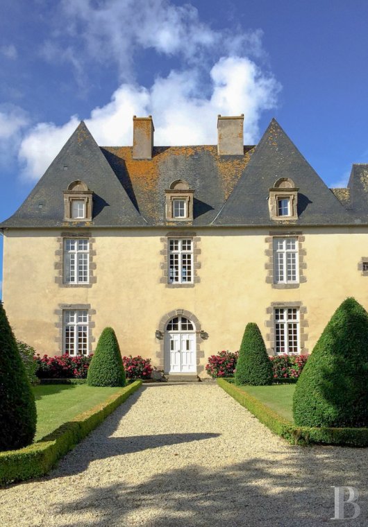 chateaux for sale France brittany castles chateaux - 3