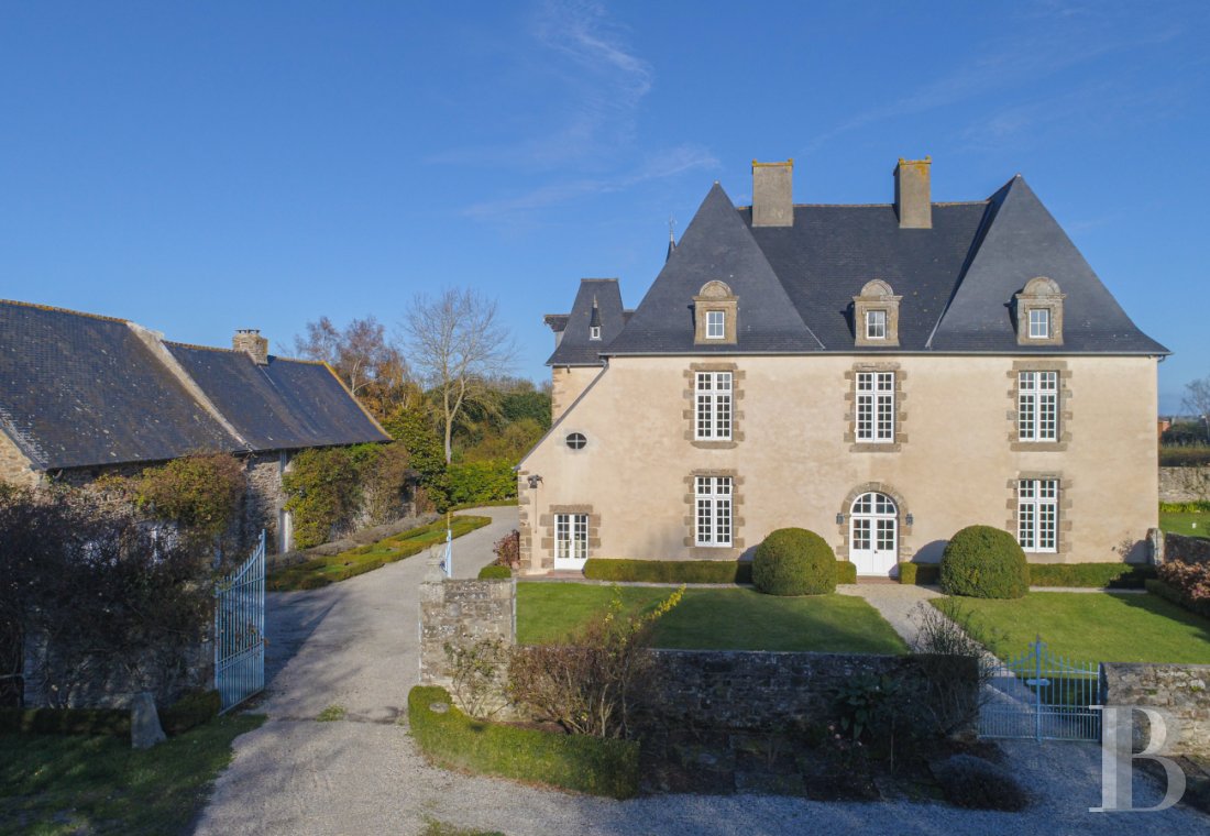 chateaux for sale France brittany   - 1