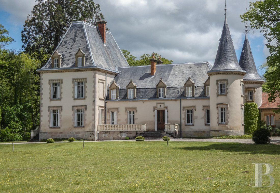 French Castle For Sale Buy French Property Apartment For Sale In Paris House For Sale In France