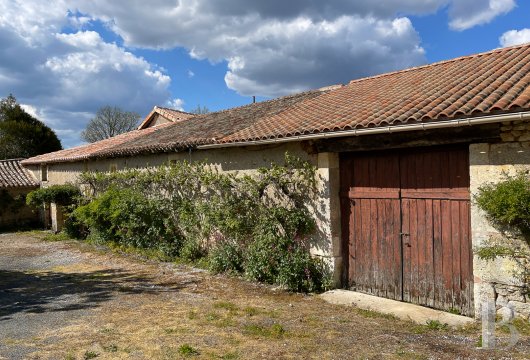 character properties France poitou charentes farms village - 13