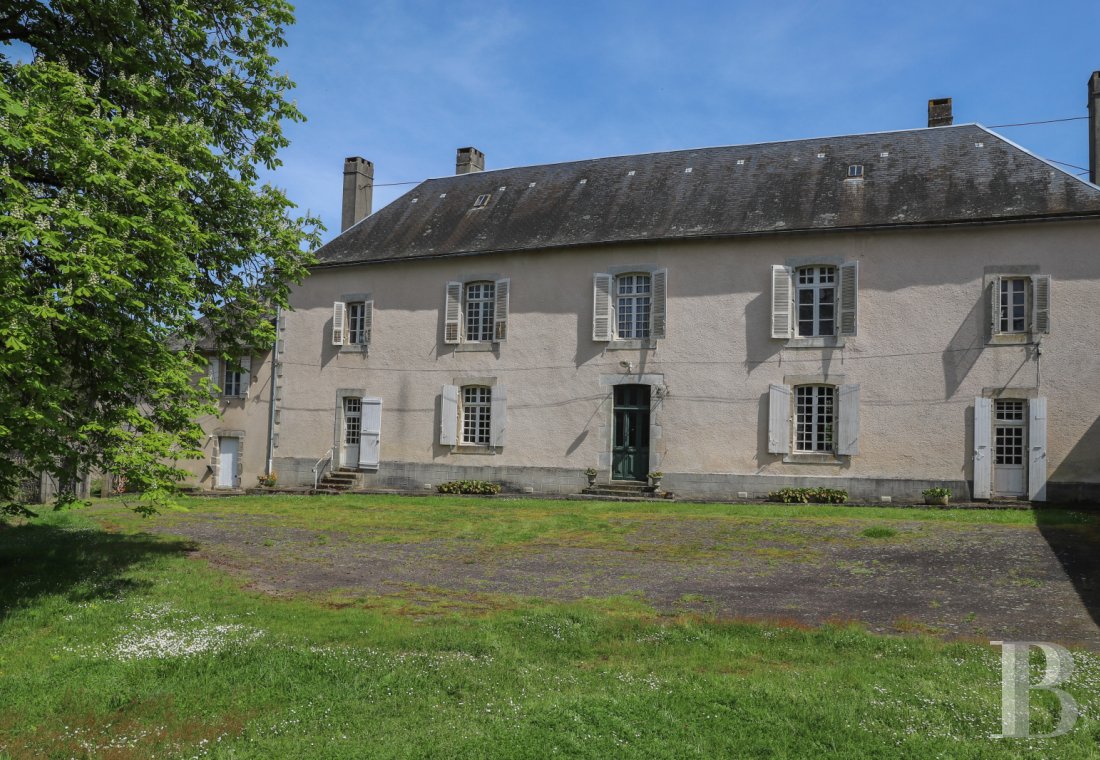 France mansions for sale poitou charentes manors forests - 2