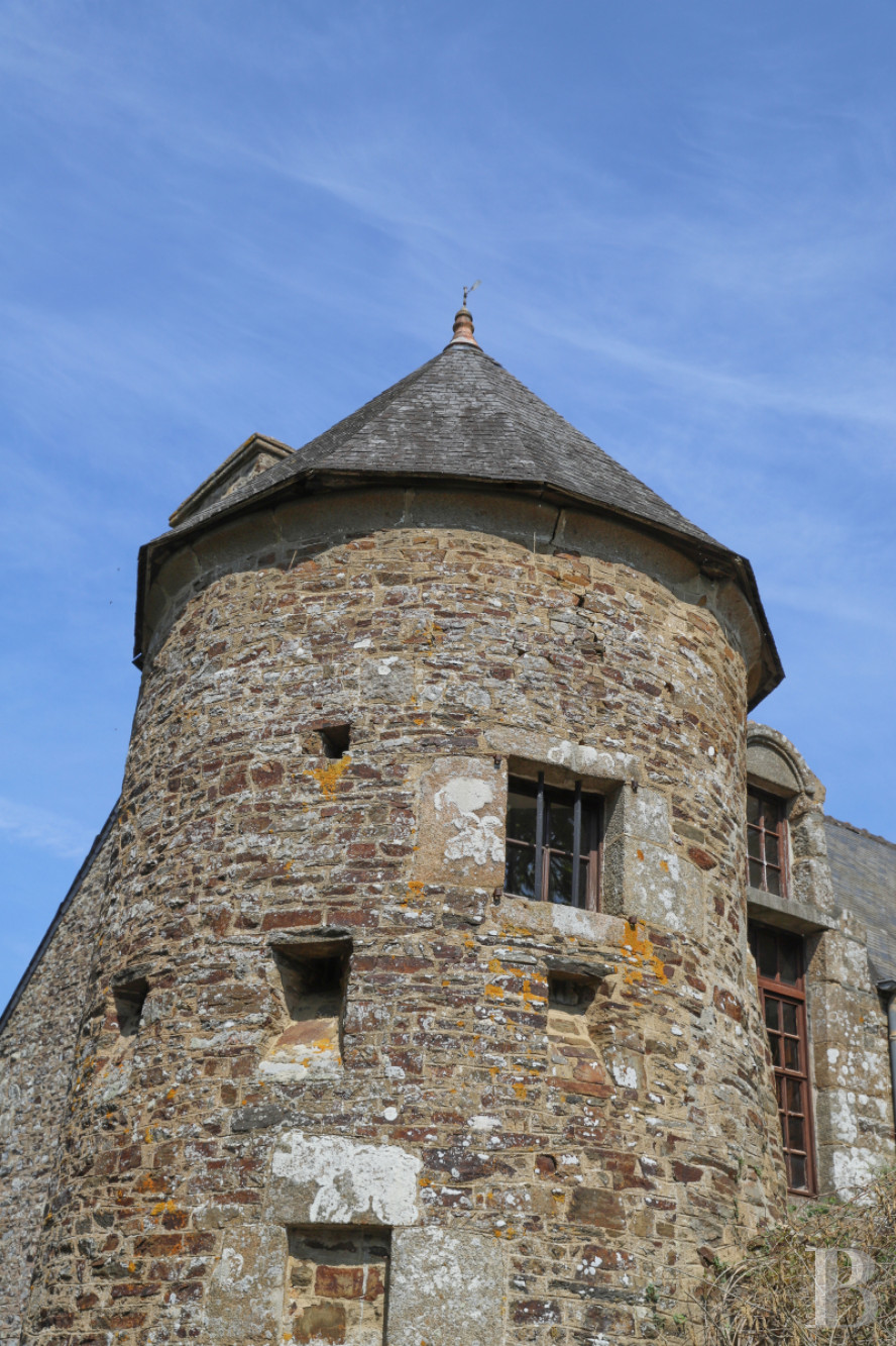 Manors for sale in France in the south of the Cotentin peninsula