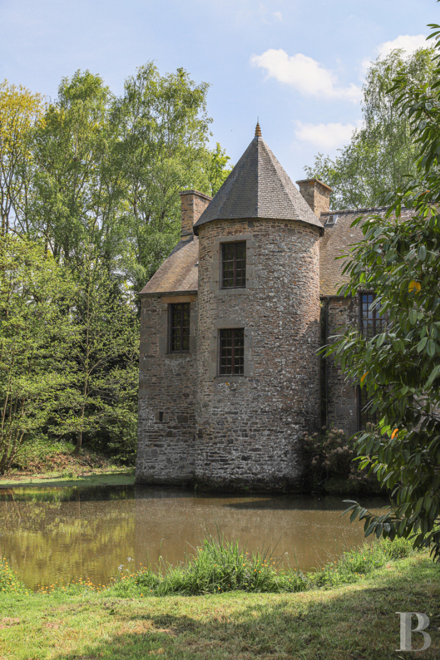 Manors for sale in France in the south of the Cotentin peninsula