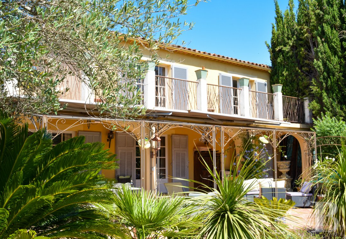 character properties France provence cote dazur character houses - 2