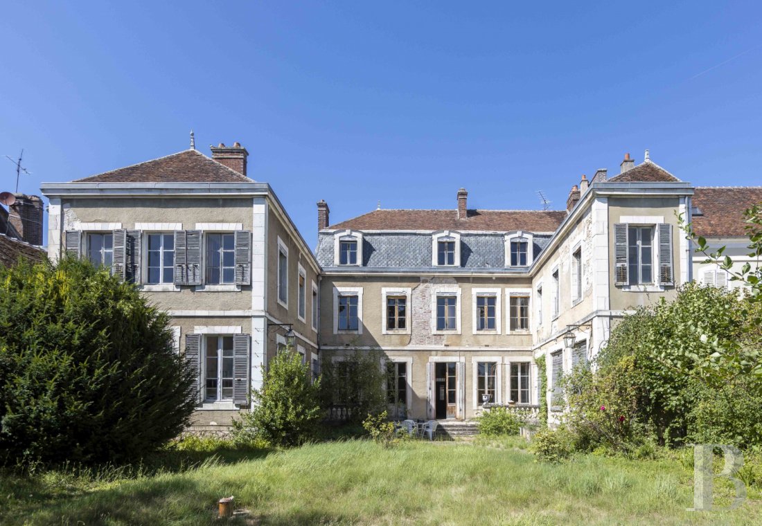 mansion houses for sale France burgundy 6606  - 1