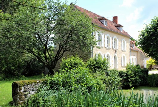 Character Houses For Sale In Loir Et Cher Buy Castles Chateaux In Loir Et Cher