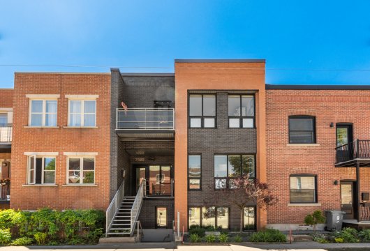 A modern and bright, 2-storey flat  in Montreal’s district of Villeray