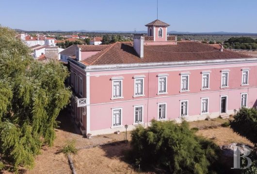 A house from the 1920's awaiting renovation, 20 km from the town of Estremoz, in the Alentejo region