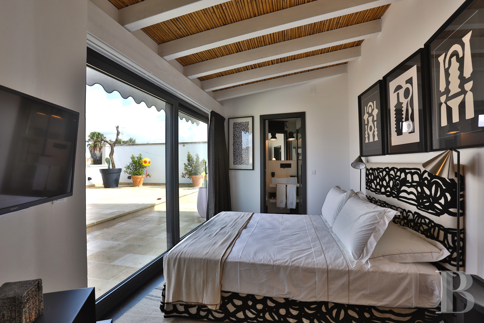 villa for - 2   villa for - 2