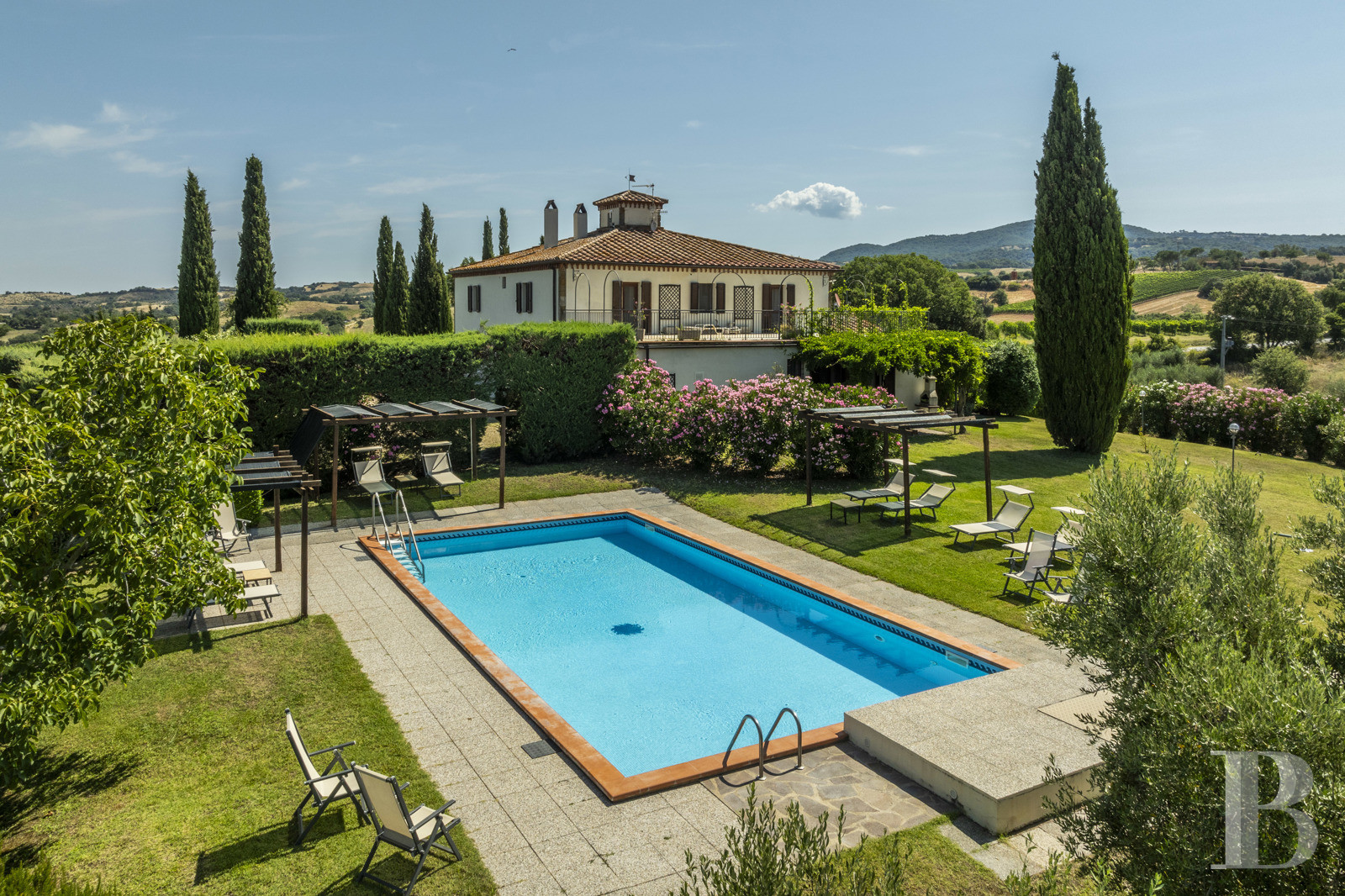 villa for - 3   villa for - 3