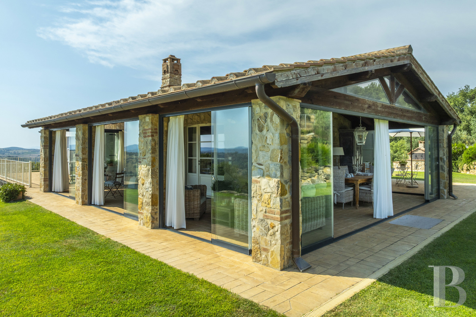 villa for - 3   villa for - 3
